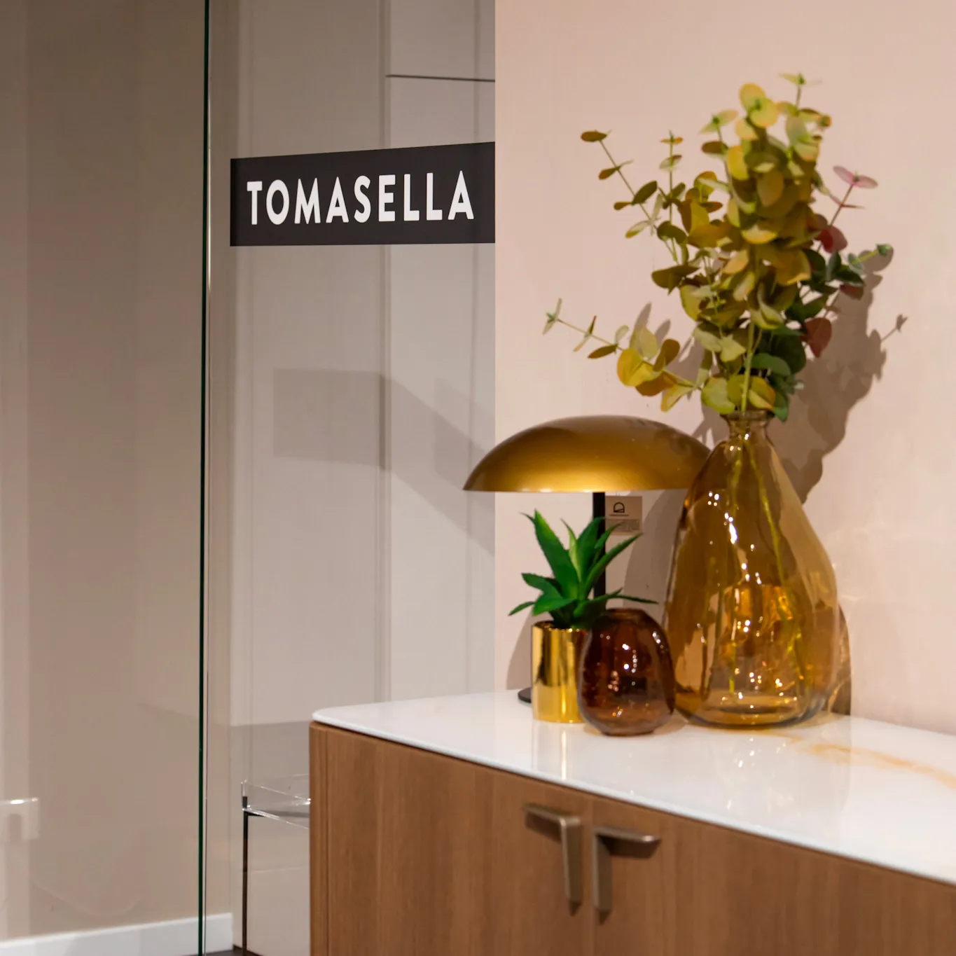 Tomasella Store Concorezzo Contatti